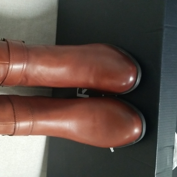 Brown Boots - Picture 5 of 15